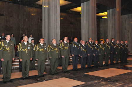 Vyznamenaní vojáci ve Slavnostní síni Národního památníku v Praze