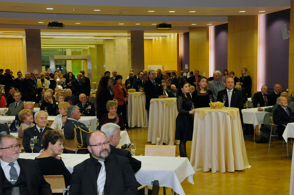 Účastníci setkání v kongresovém sále hotelu DAP 