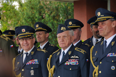 Mezi čestnými hosty byl stíhací pilot RAF - válečný veterán generálporučík Emil Boček