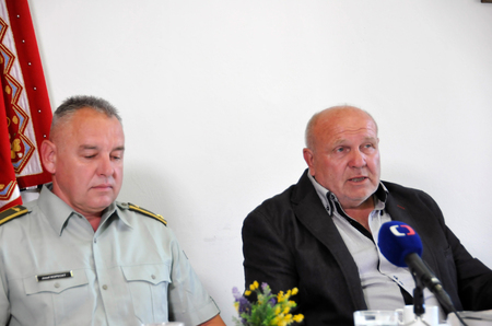 Hlavní slovo měli brigádní generál  Josef Kopecký a František Koch