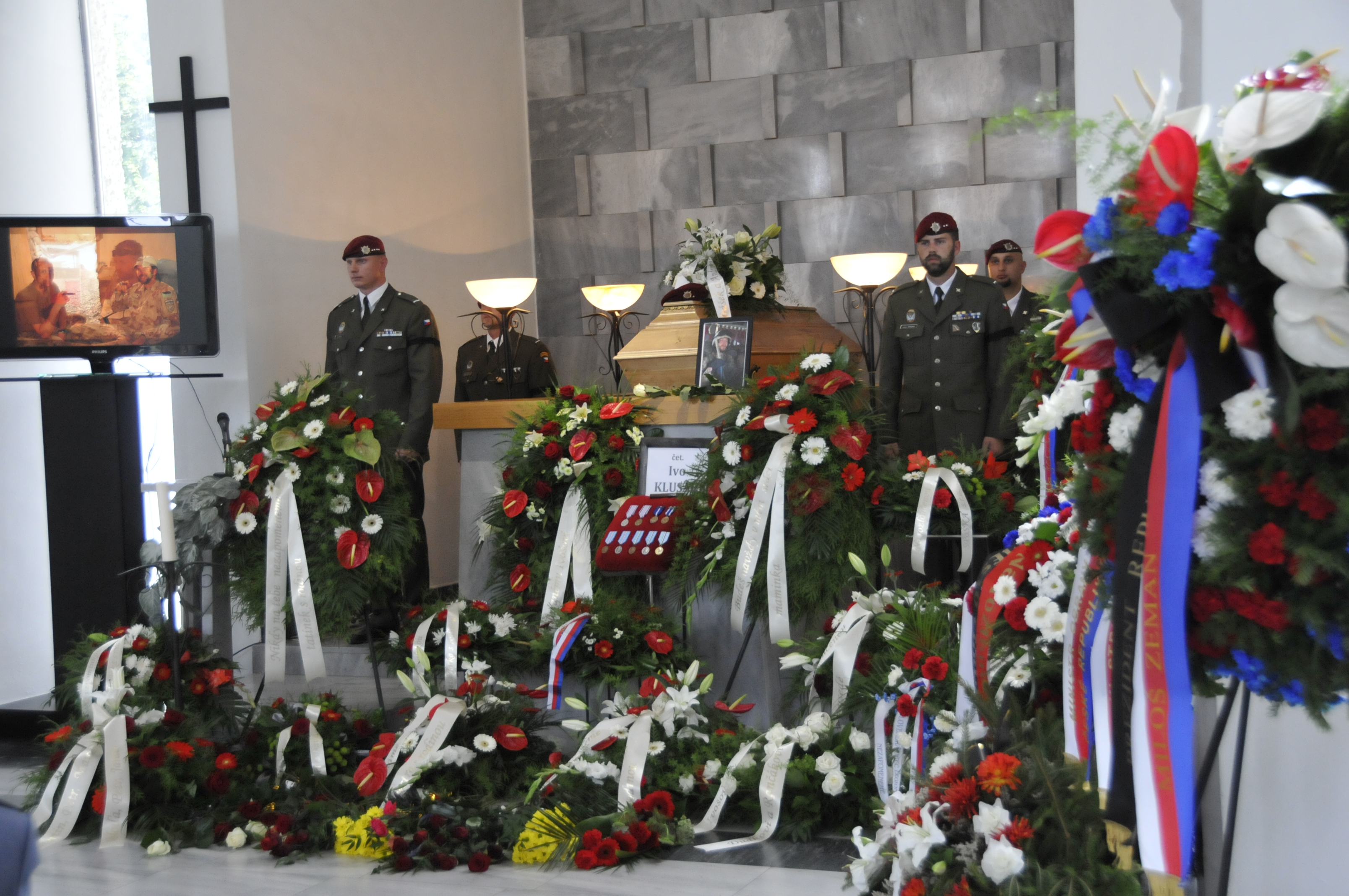 Poslední rozloučení se št. praporčíkem i.m. Ivo Klusákem (1)