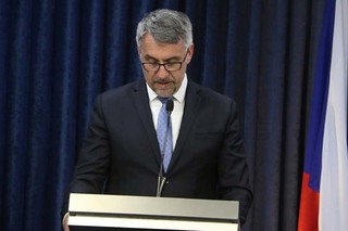 Minister Metnar in press conference