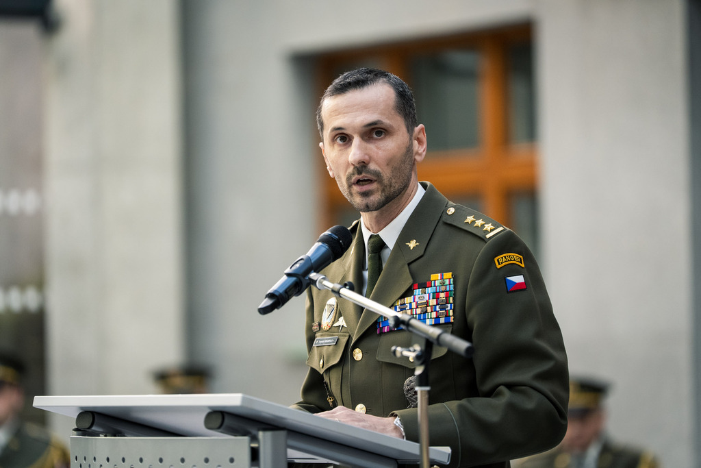 Speciální síly vstupují do nové etapy: generál Hofírek předá velení plukovníku Kramplovi