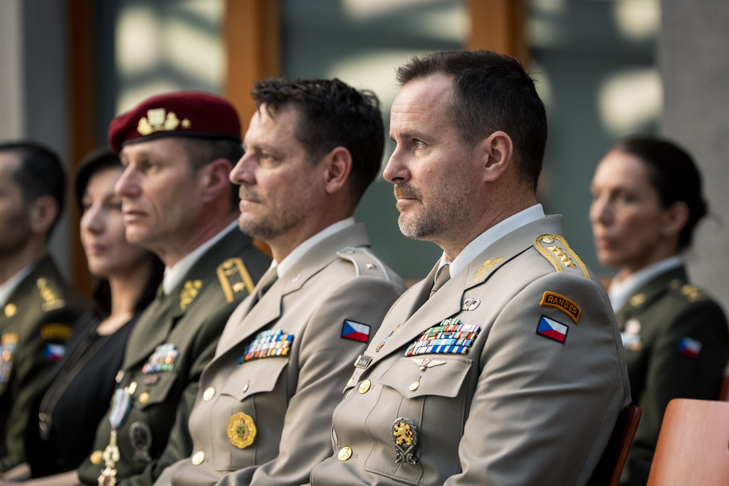 Speciální síly vstupují do nové etapy: generál Hofírek předá velení plukovníku Kramplovi