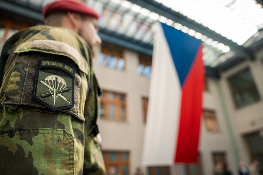 Speciální síly vstupují do nové etapy: generál Hofírek předá velení plukovníku Kramplovi