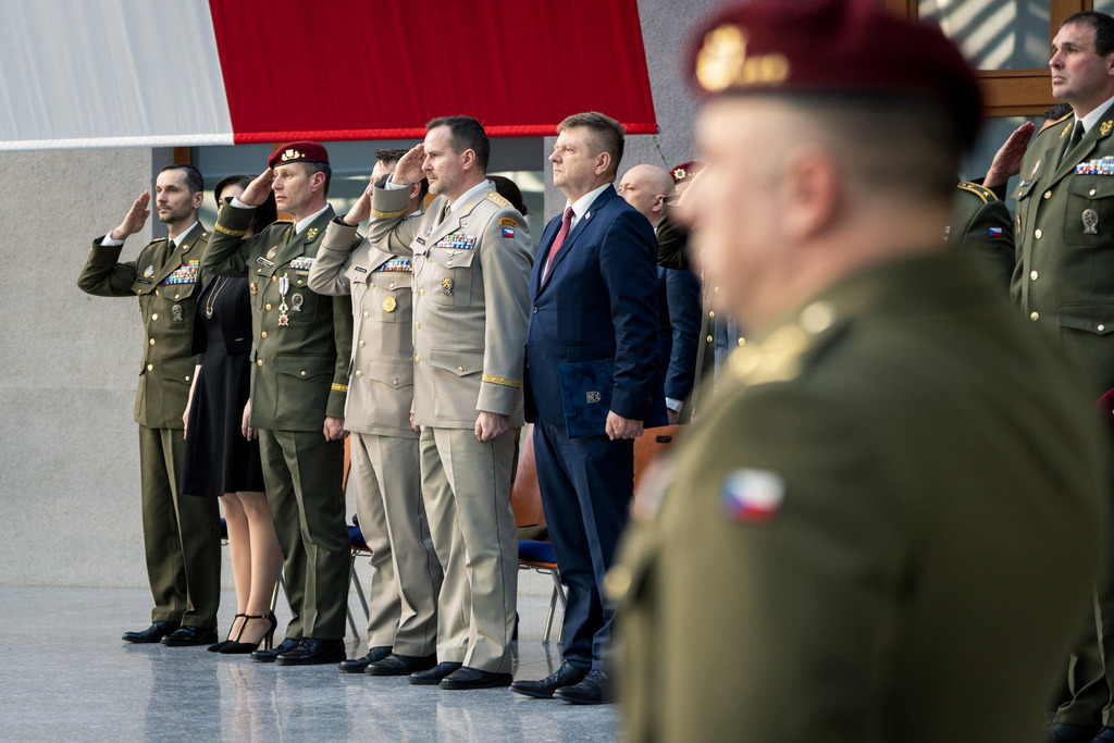 Speciální síly vstupují do nové etapy: generál Hofírek předá velení plukovníku Kramplovi