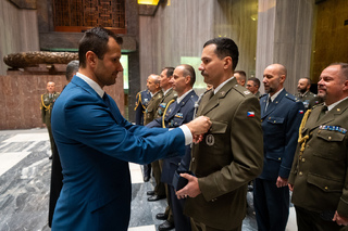 Návrat do vlasti a poděkování za službu v zahraničí