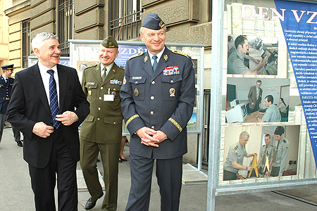 Vzdělání má hořké kořeny, ale sladké ovoce