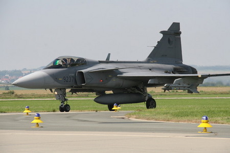 První rotace příslušníků mise Baltic Air Policing odletěla do litevského Šiauliai