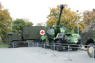 Na Vítězném náměstí se prezentovaly sekce a odbory GŠ a vojenské útvary Armády ČR statickými a dynamickými ukázkami.