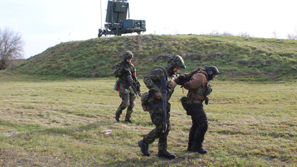 Radary MADR i obsluha prošly počáteční prověrkou operačních schopností