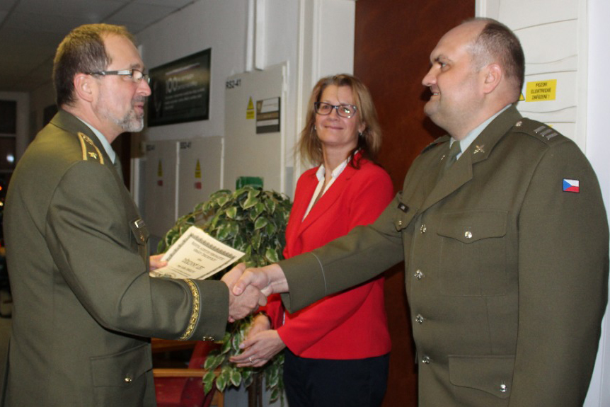 Na náměstí Svobody v Praze začala výstava ke sto letům armádní personalistiky