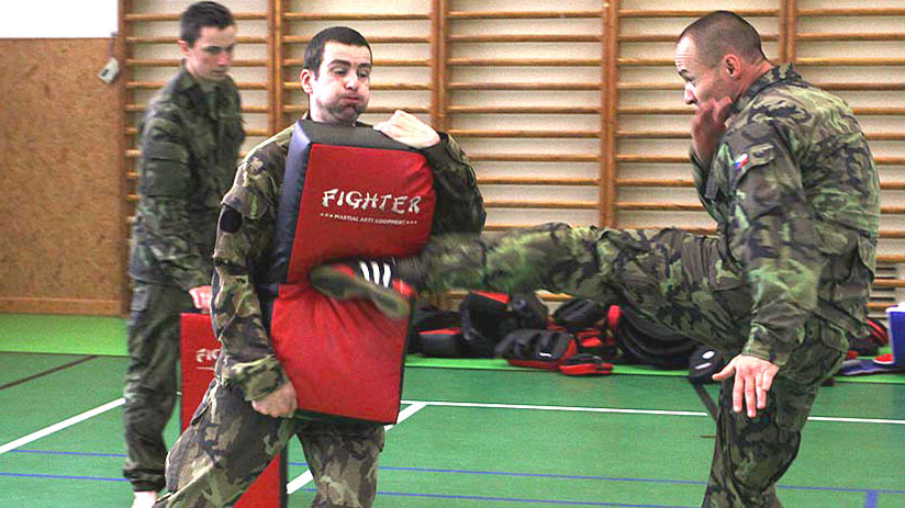 Podpora rodiny je klíčová, říká vedoucí instruktor boje zblízka Daniel Kotlář