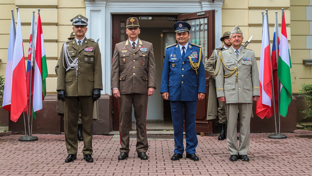 Generál Zůna se zúčastnil jednání Visegrádské čtyřky v Polsku