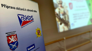 Ilustrační obrázek ke článkuLogistici předvedli školákům z Pardubického kraje novou Toyotu i ukázky boje zblízka