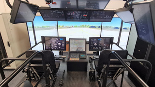 Ilustrační obrázek ke článkuV LOM Praha vzniklo nové středisko pro výcvik pilotů, nabídne výuku jazyků i trénink na simulátorech