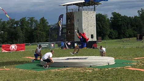 Ilustrační obrázek ke článkuDvě stříbra z armádního mistrovství světa. Parašutisté Dukly potvrdili v Rakousku extratřídu