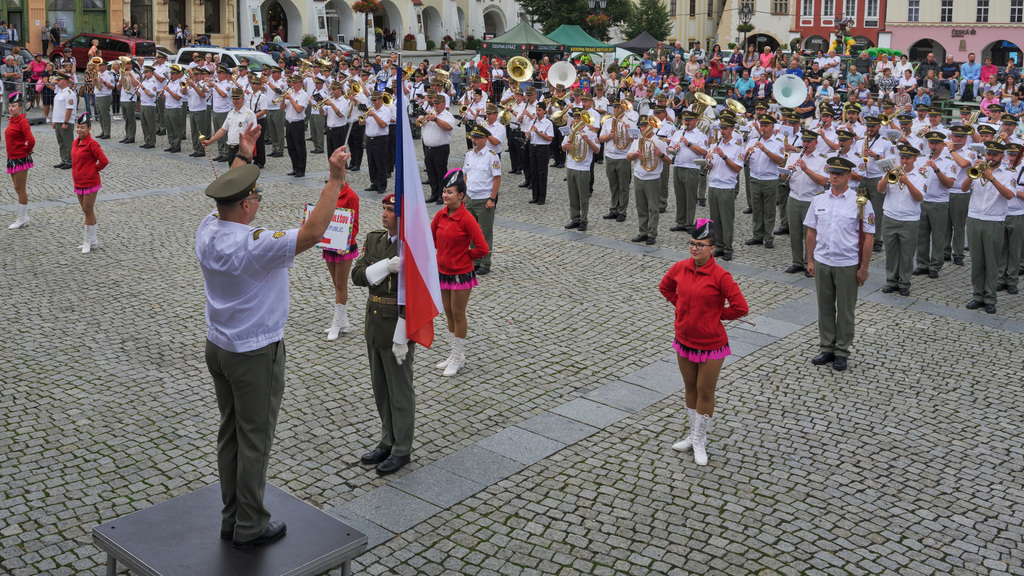 V Olomouci a Kroměříži zahrály domácí a zahraniční armádní orchestry ze Slovenska, Maďarska a Polska