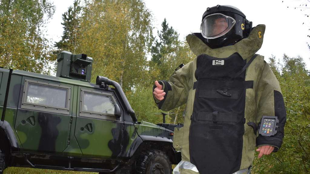 Drony s municí či podomácku vyrobené výbušniny. Pyrotechnici ČR, SR a USA zneškodňovali nejrůznější výbušné systémy