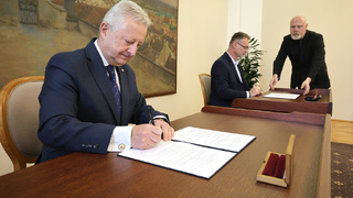 Ilustrační obrázek ke článkuMemorandum o spolupráci s Vyškovem pomůže vyřešit nedostatek bytů pro vojáky z povolání