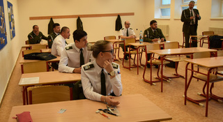 Ilustrační obrázek ke článkuNa vojenské střední škole v Moravské Třebové odmaturovalo téměř osmdesát studentů