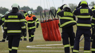Ilustrační obrázek ke článkuCapable Fireman and Rescuer 2019: Cvičení vojenských hasičů tentokrát ve Kbelích