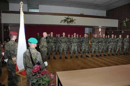 Vojenskou přísahu složilo ve Vyškově třicet nových příslušníků aktivních záloh