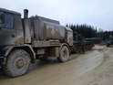 Doplňování tanku T-72 M4 CZ cisternou T-815 CAP-6M