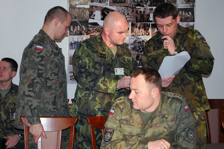 Chemici se naposledy setkali před nejdůležitějším cvičením 