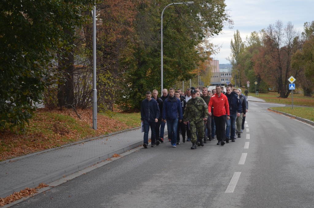 Dalších osm desítek záložníků a dobrovolníků zahájilo kurz základní přípravy
