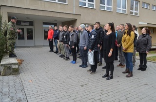 Dalších osm desítek záložníků a dobrovolníků zahájilo kurz základní přípravy