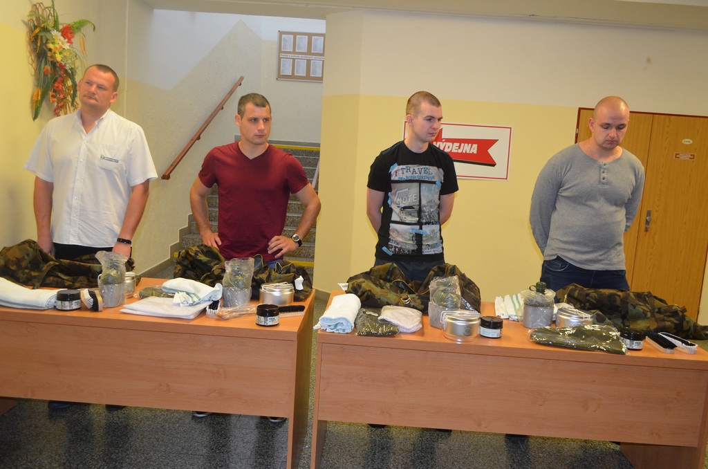 Dalších osm desítek záložníků a dobrovolníků zahájilo kurz základní přípravy