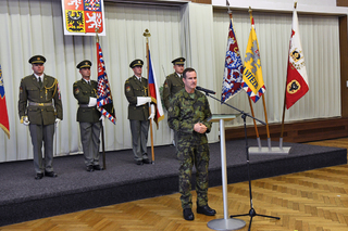 Generál Řehka během úvodního vystoupení poděkoval zaměstnavatelům vojáků aktivní zálohy