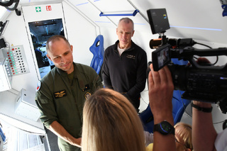 Americký astronaut Feustel besedoval na Univerzitě obrany