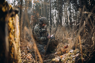 Budoucí JFO se učí pracovat s informacemi, které rozhodují o účinnosti palebné podpory.