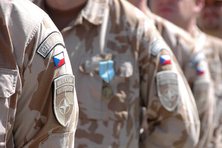 Maskáče – neobyčejné oblečení do obyčejného prostředí 