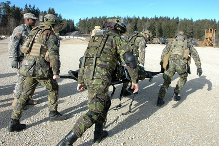 Rychle k vrtulníku!