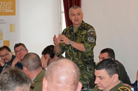 V Olomouci se diskutovalo o zpravodajském zabezpečení armády 	