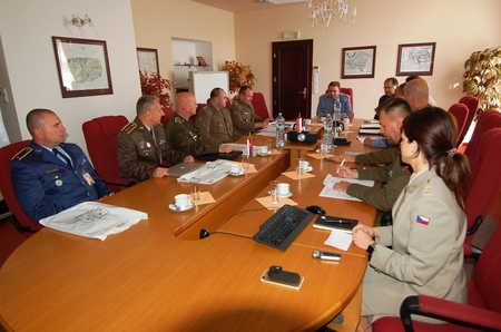 Náčelníci vojenských geografických služeb z Čech, Slovenska a Polska jednali v Praze
