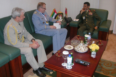 Spojené arabské emiráty chtějí sdílet zkušenosti s českou armádou