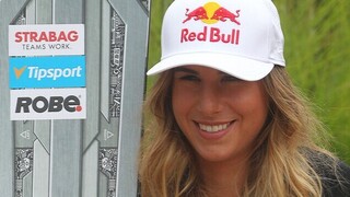 Ilustrační obrázek ke článkuPovedený návrat Ledecké po zranění: V Rogle skončila na snowboardu druhá