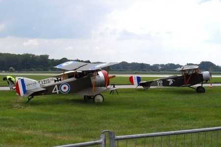 Nebe nad Pardubicemi ovládla Aviatická pouť