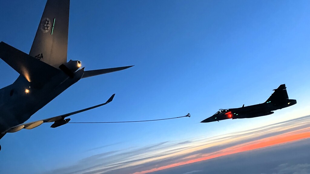 Blízká setkání v Krkonoších. Gripen poprvé zkoušel natankovat z Airbusu A330 MRTT