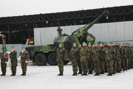 Jinecký starosta Hála je na své vojáky hrdý 