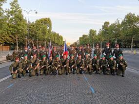 Na přehlídce se prezentovala jednotka Čestné stráže AČR z Posádkového velitelství Praha