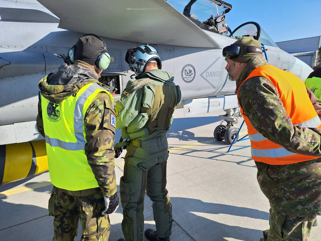 Pilot je zodpovědný za provádění přípravy k opakovanému vzletu