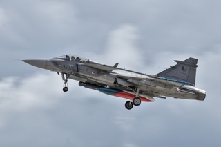 Za 15 let provozu letounů JAS-39 Gripen nalétaly letouny 30 000 hodin