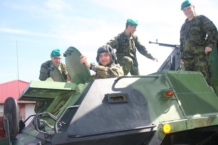 Výcvik u dělostřelců byl osobní zkouškou pro studenty z Moravské Třebové 