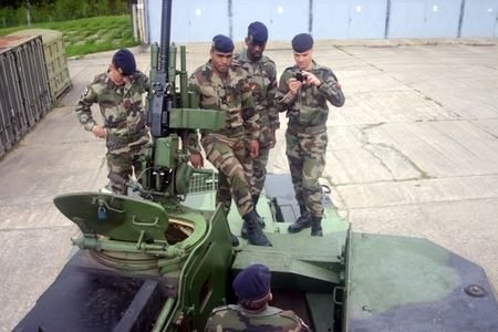 Francouzští dělostřelci zavítali do Jinců 