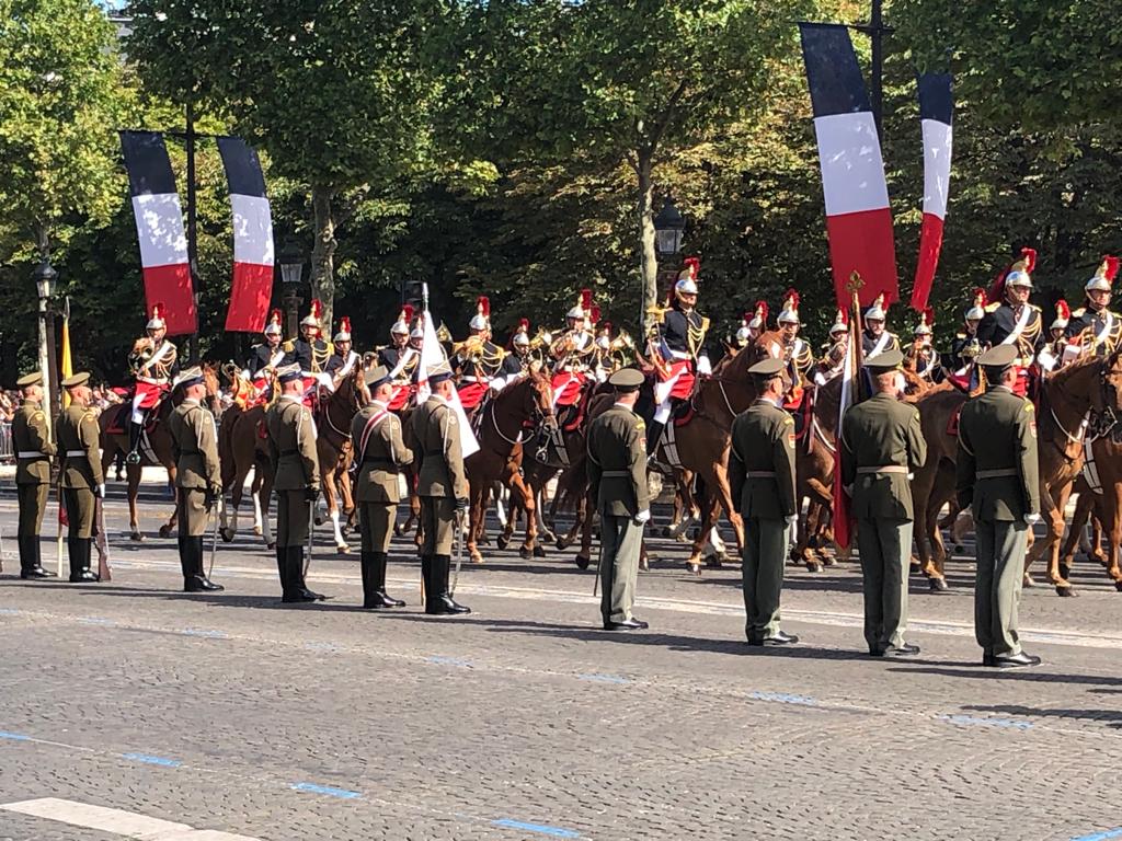 Vojenská přehlídka na Champs-Élysées  je významnou událostí 